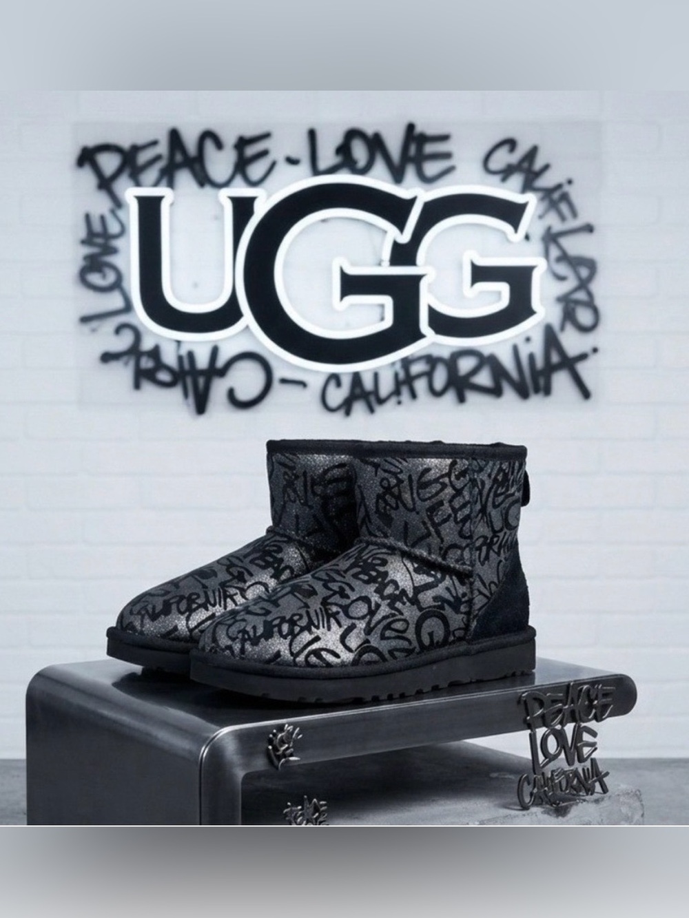 UGG Classic Mini Sparkle Graffiti Boots Black Suede Glitter Logo Women’s US 7